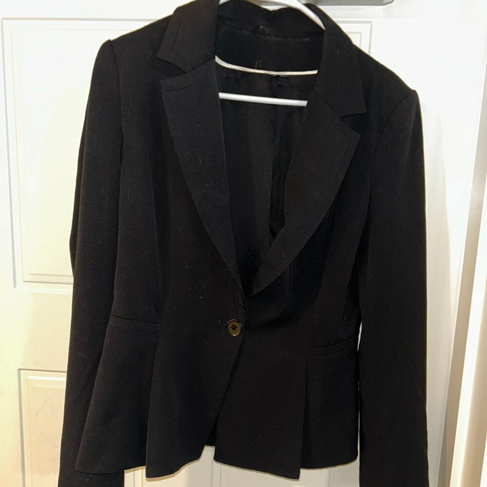 Blazer - Picture 1 of 2